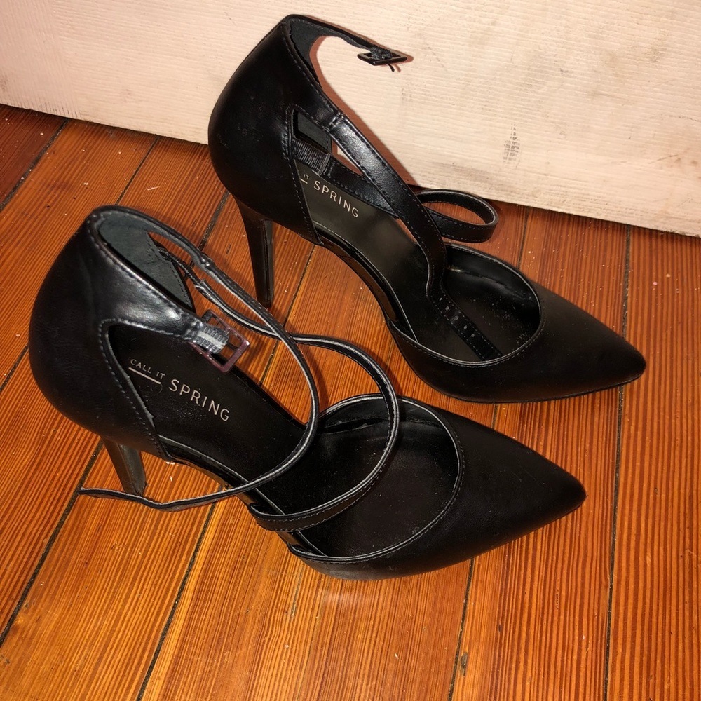 Heels - Picture 3 of 4